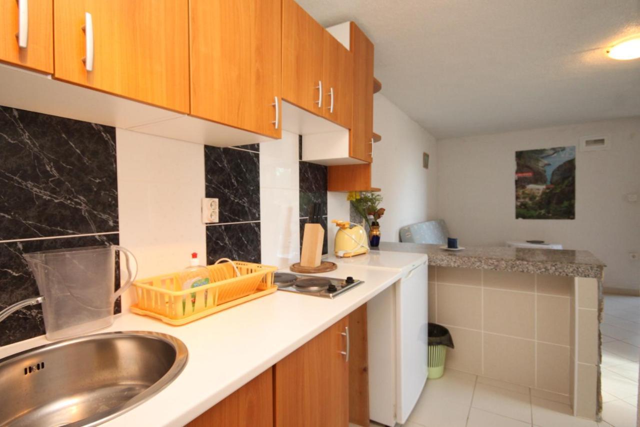 Apartments With A Parking Space Rukavac, Vis - 2444 Rukavac  Kültér fotó